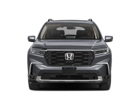 Certified 2025 Honda Pilot Touring image 4