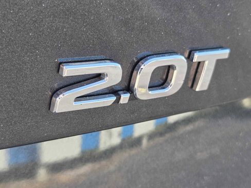 Used 2021 Genesis G70 2.0T w/ Elite Package RWD image 15