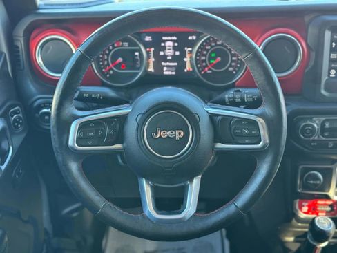 Used 2019 Jeep Wrangler Unlimited Rubicon w/ Cold Weather Group AWD/4WD image 28