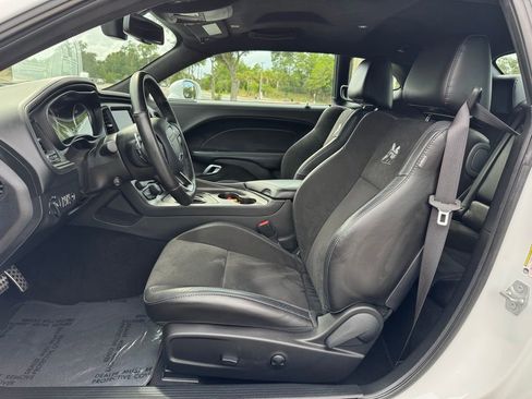 Used 2023 Dodge Challenger R/T Scat Pack image 14