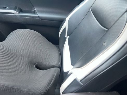 Used 2021 Toyota Tacoma TRD Sport AWD/4WD image 4