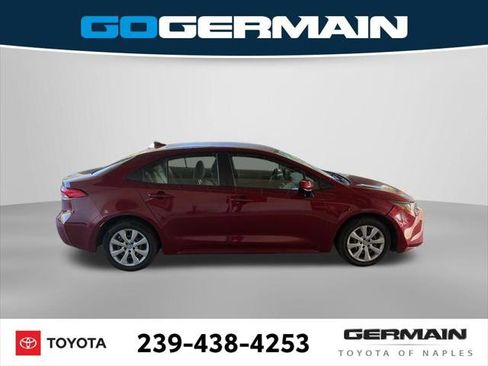 Certified 2022 Toyota Corolla LE image 4