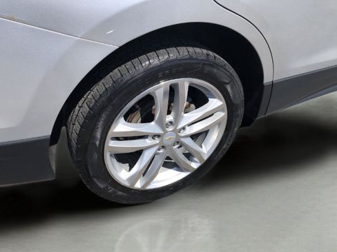 Used 2019 Chevrolet Equinox Premier AWD/4WD image 19