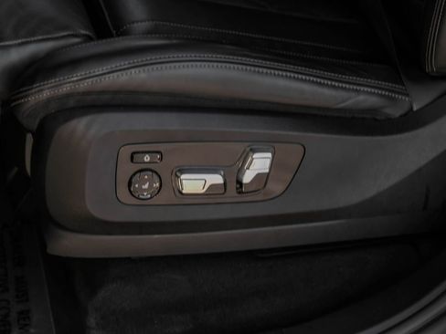 Used 2021 BMW X5 M50i image 42