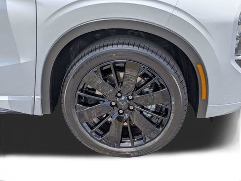 New 2026 Mitsubishi Outlander SEL Black Edition FWD image 10