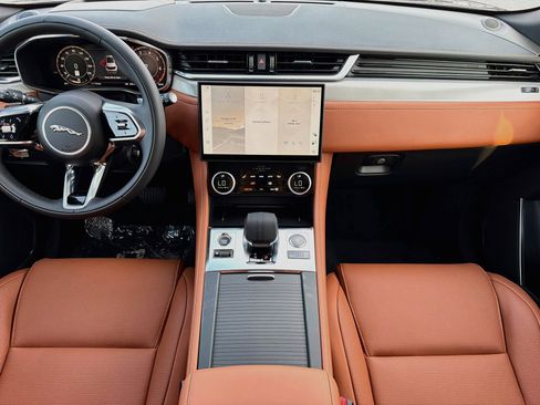 New 2026 Jaguar F-PACE R-Dynamic S AWD/4WD image 20