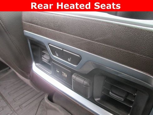 Used 2022 GMC Sierra 3500 Denali w/ Denali Ultimate Package image 26