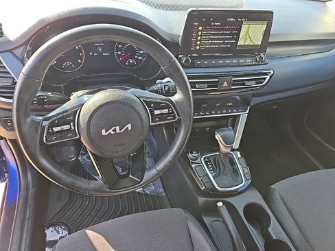 Used 2023 Kia Seltos S w/ Navigation Package image 40
