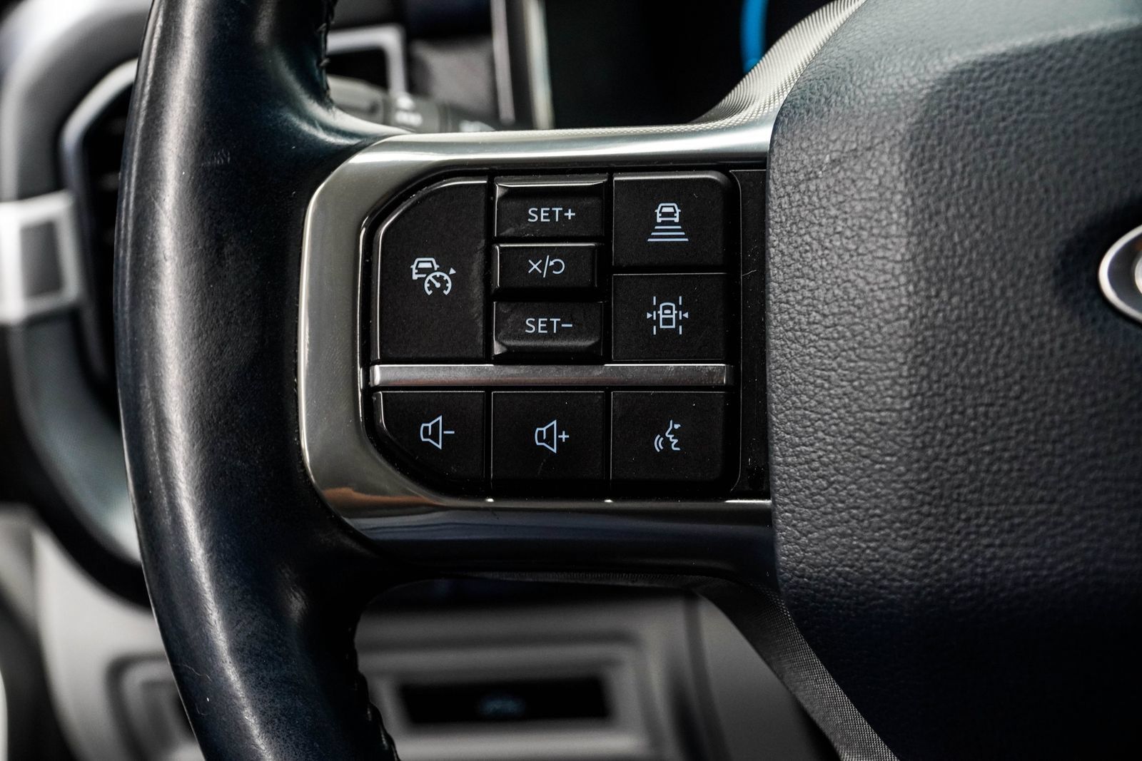 Used 2023 Ford F150 Limited AWD/4WD image 34