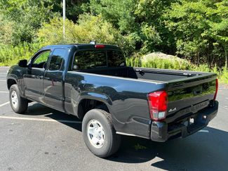 Used 2023 Toyota Tacoma SR w/ SR Convenience Package AWD/4WD video 3