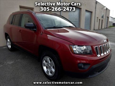 Used 2014 Jeep Compass Sport w/ Power Value Group image 1