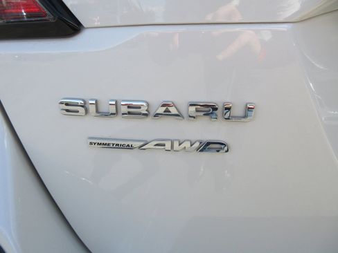 Used 2023 Subaru Outback Limited XT AWD/4WD image 8