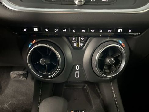 Certified 2024 Chevrolet Blazer LT w/ Convenience Package FWD image 17