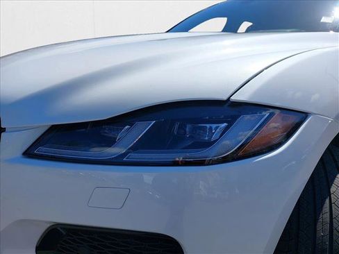 New 2026 Jaguar F-PACE R-Dynamic S image 28