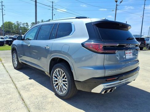 New 2026 GMC Acadia Denali w/ Super Cruise Package image 5