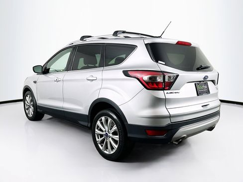 Used 2017 Ford Escape Titanium image 5