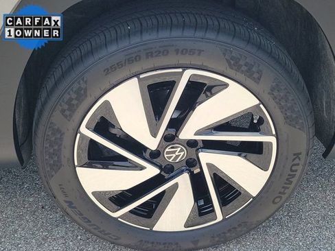 Used 2026 Volkswagen Atlas SE FWD image 13