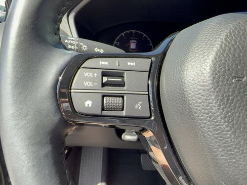 Used 2023 Honda HR-V EX-L image 25