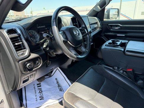 Used 2023 RAM 1500 Laramie AWD/4WD image 10