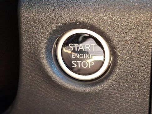 Certified 2024 Nissan Frontier SV w/ SV Convenience Package image 29