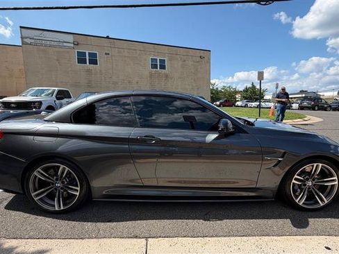Used 2015 BMW M4 Convertible RWD image 34