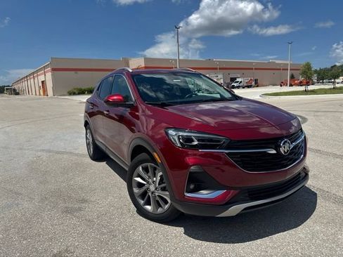Used 2023 Buick Encore GX Essence w/ Experience Buick Package FWD image 1