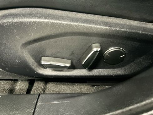 Used 2020 Ford Fusion Energi Titanium image 10