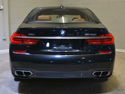 Used 2017 BMW M760i xDrive image 40