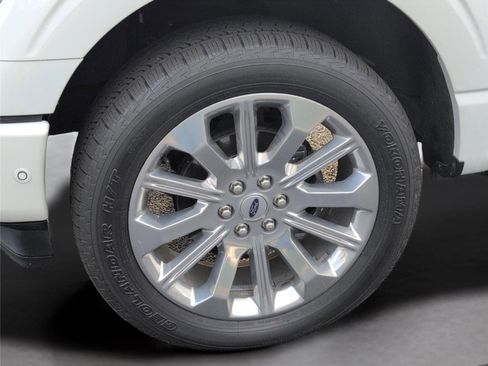 Used 2021 Ford F150 Limited image 12