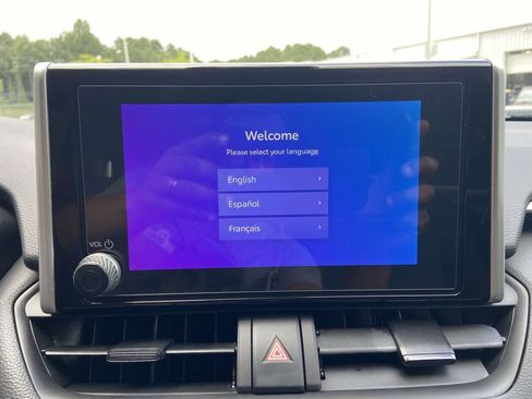 Used 2024 Toyota RAV4 LE FWD image 21