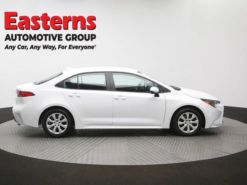 Used 2025 Toyota Corolla LE FWD image 43