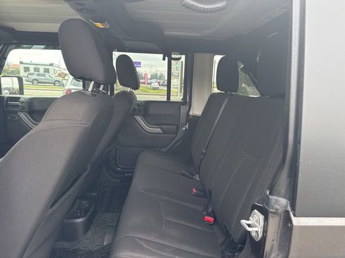 Used 2017 Jeep Wrangler Unlimited Sport w/ Quick Order Package 24S image 18