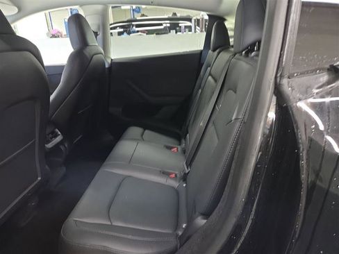 Used 2023 Tesla Model Y Long Range image 9