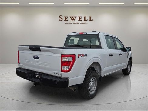 Used 2023 Ford F150 XL w/ Trailer Tow Package image 4