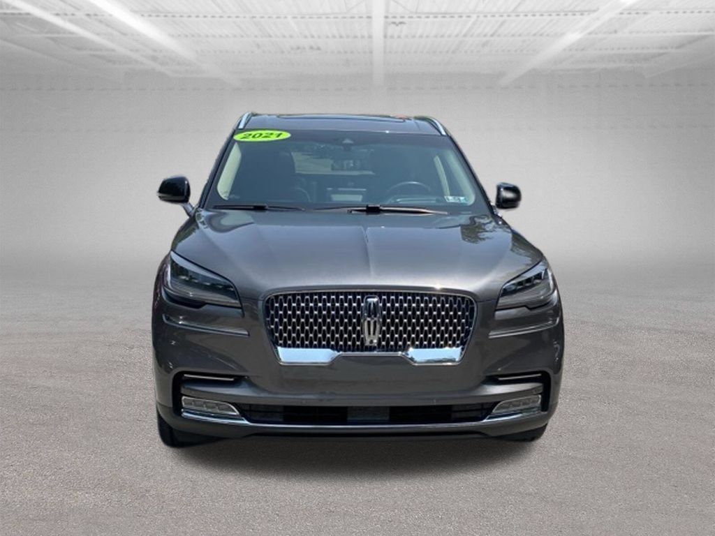 Used 2021 Lincoln Aviator Reserve w/ Equipment Group 201A AWD/4WD image 9