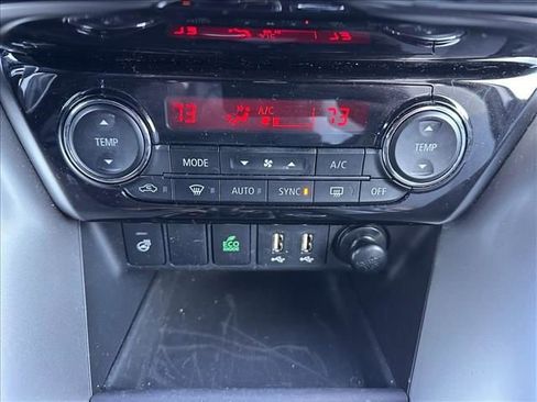 Used 2023 Mitsubishi Eclipse Cross SEL image 29