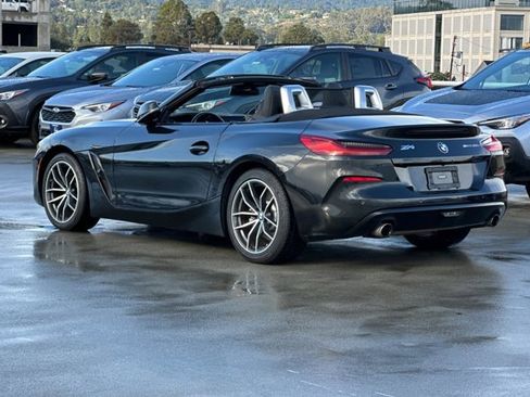 Used 2022 BMW Z4 sDrive30i w/ Driving Assistance Package image 5