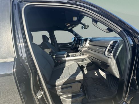 Certified 2023 RAM 1500 Big Horn AWD/4WD image 35