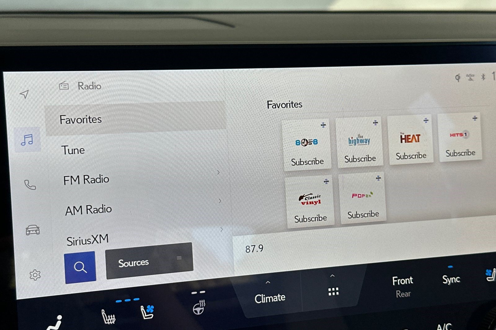 Used 2023 Lexus RX 350h w/ Cold Area Package AWD/4WD image 24