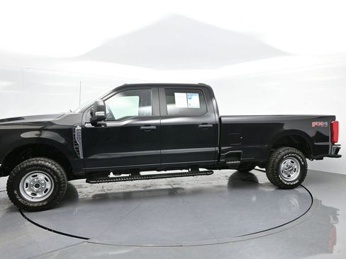 Used 2024 Ford F250 XL w/ XL Off-Road Package AWD/4WD image 4