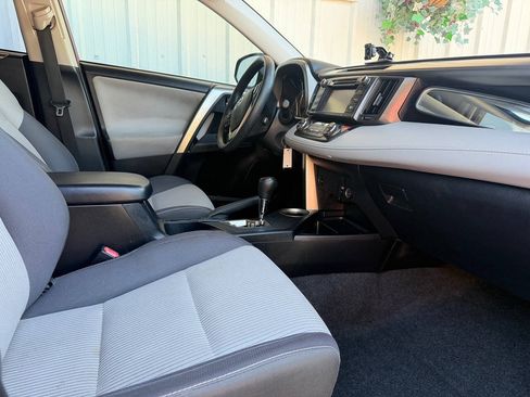 Used 2015 Toyota RAV4 XLE FWD image 13