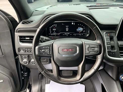 Used 2022 GMC Yukon AT4 w/ Technology Package AWD/4WD image 34