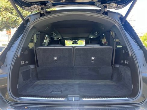 Used 2022 Mercedes-Benz GLS 450 4MATIC image 43