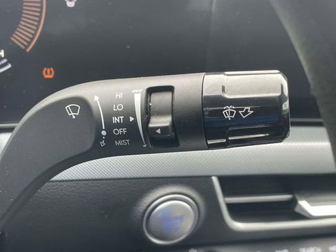Certified 2024 Hyundai Sonata SEL FWD image 29