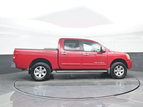 Used 2005 Nissan Titan LE w/ (U01) Nissan Navigation Pkg image 7