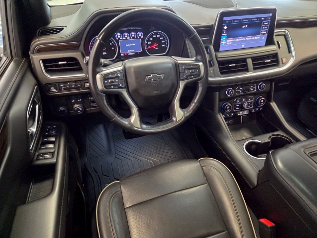 Used 2021 Chevrolet Suburban Premier w/ Premium Package RWD image 14