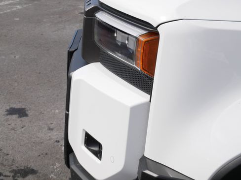 Used 2025 Toyota Land Cruiser image 16