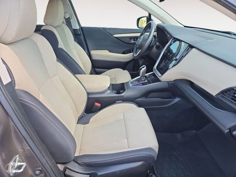 Used 2021 Subaru Outback Premium image 15