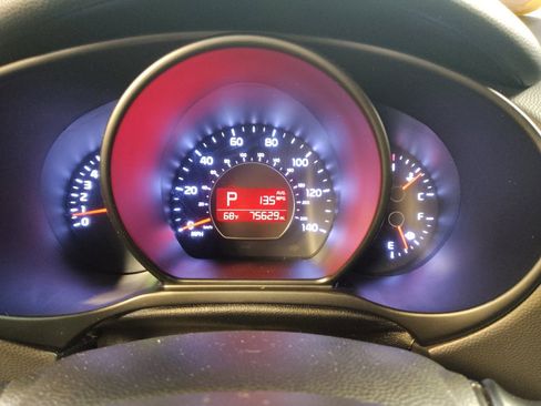 Used 2016 Kia Soul image 23