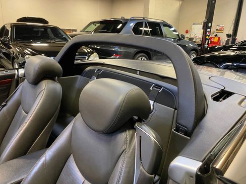 Used 2005 Mercedes-Benz SL 500 image 20
